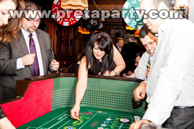 Bring a little bit of New Orleans to your next event, with our elegant and sturdy CRAPS table.